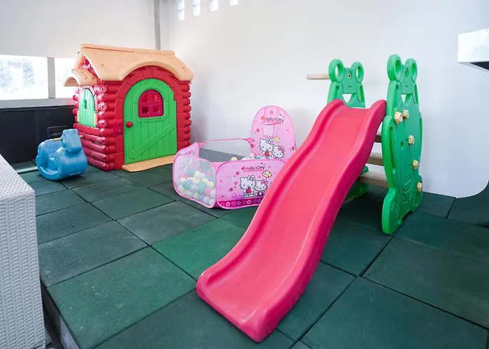 Pyrenees MalioboroHotel Jogja